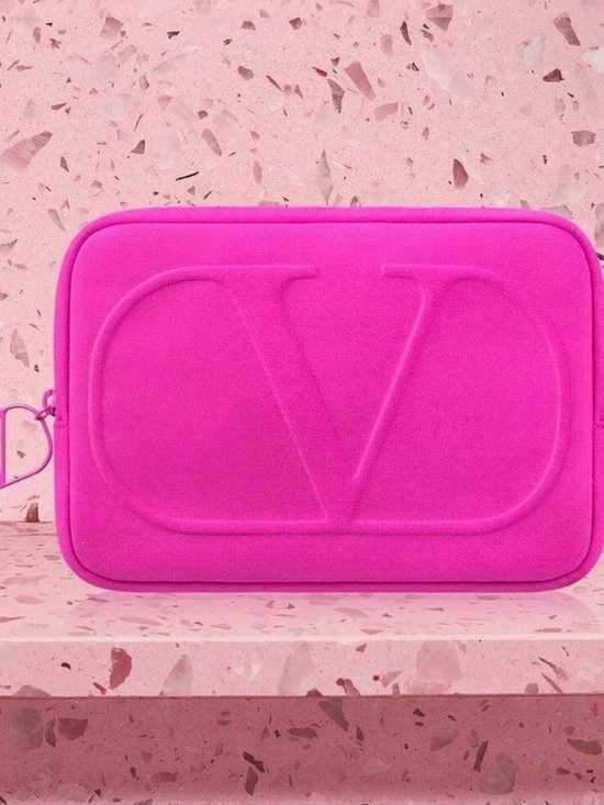 Valentino Other - Valentino Beauty Pink Pouch new cosmetic bag.